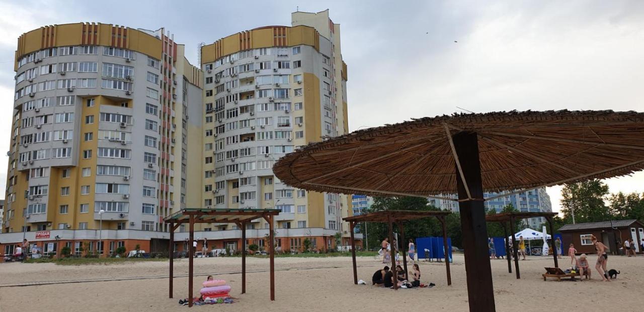 Apartament Near Dnieper Tsjerkasy Buitenkant foto