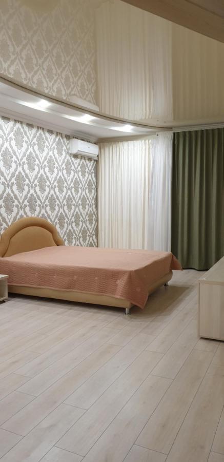 Apartament Near Dnieper Tsjerkasy Buitenkant foto