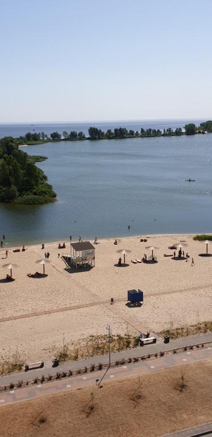 Apartament Near Dnieper Tsjerkasy Buitenkant foto